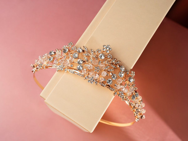 The Gift of Elegance: Why Gold Diamond Bracelets Are a Christmas Must-Have